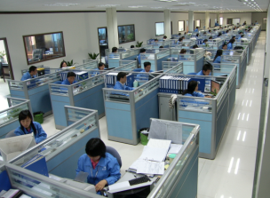 路华科技深圳 专注充电与储能，打造一体化电子配件解决方案